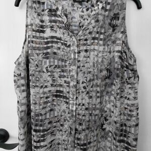 Apt. 9 Black and Gray Patterned Blouse